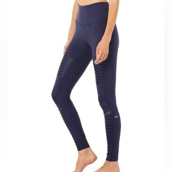 ALO Yoga 7/8 High-Waist Moto Legging (Small) - Picture 9 of 11